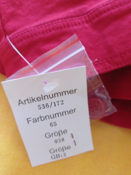 Červená nepodsita bundička 38, 38