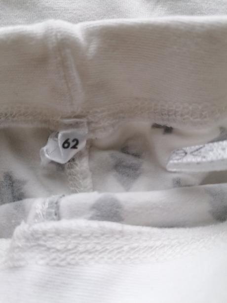 Stromčekovy komplet, 62