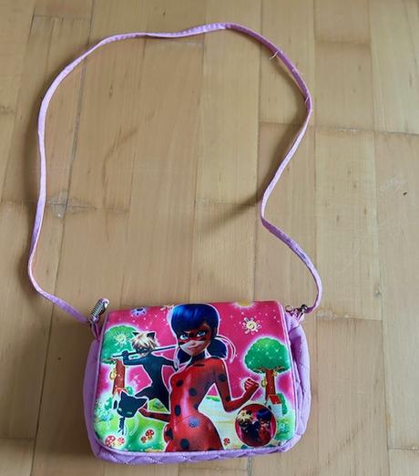 Carovná lienka kabelka, 