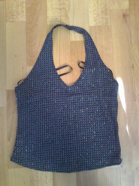 Tielko okolo krku, 158