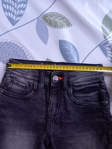 Riflove kraťasy, chapter young,134