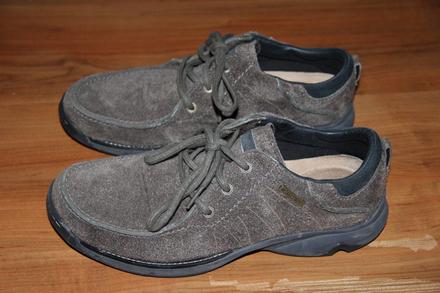 Topánky z brúsenej kože salomon, 42