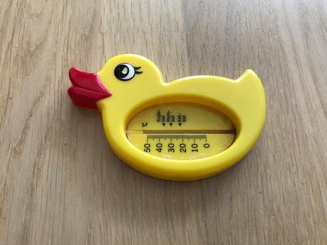 Teplomer kačička do vaničky,