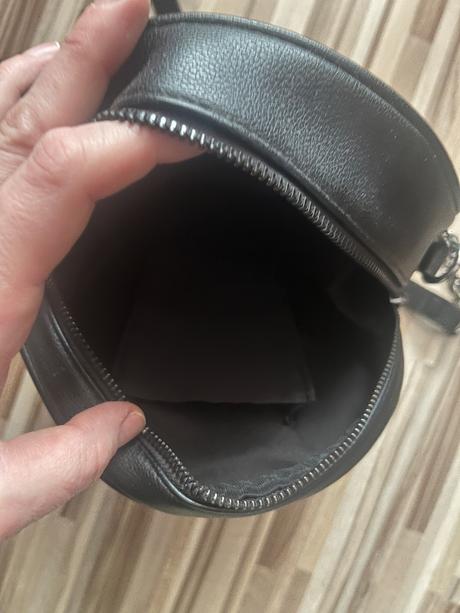 Čierna večerna okrúhla kabelka, 