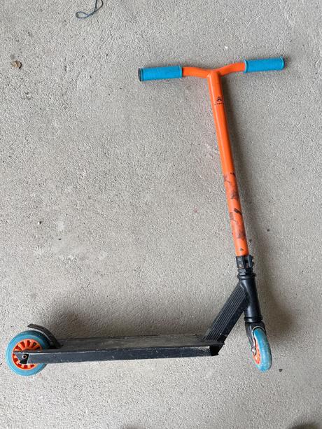 Kolobežka firefly oranžová,