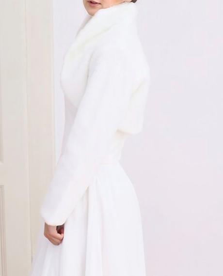 Svadobne bolerko, 38