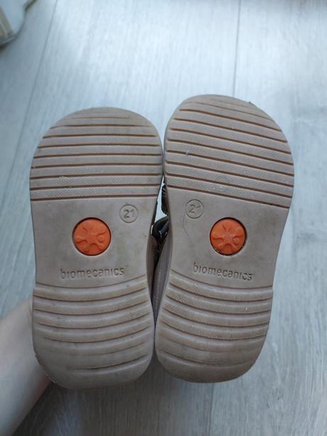 Sandale biomecanics velkost 21, 21