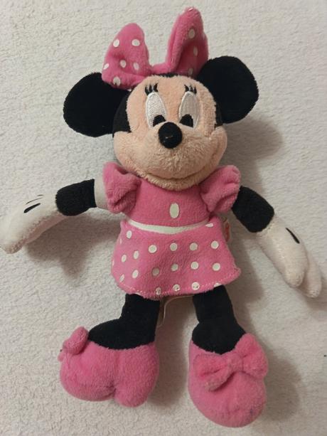Plyšová hračka minnie 20 cm, 
