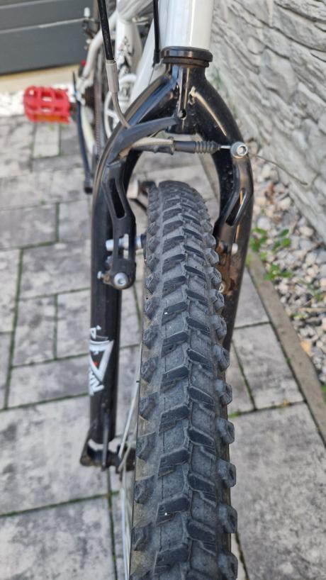 B'twin rockrider 300 jr 24" (decathlon)., 24