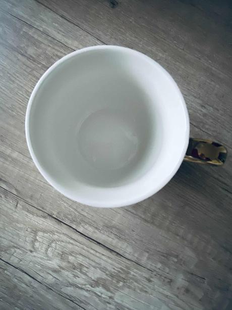 Vianočná šálka so zajačikmi mám dva kusy, 