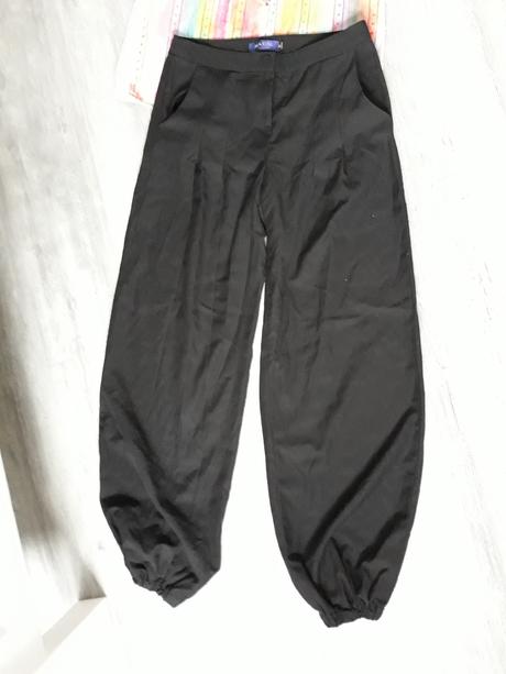 Čierne ele nohavice, s