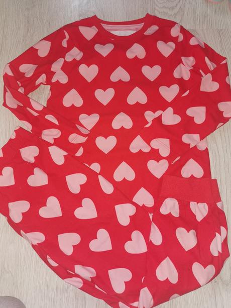 Pyžamo 7-8rokov, f&f,128