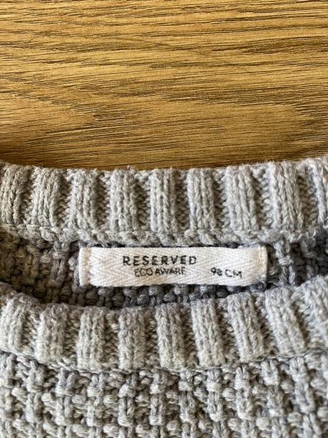Svetrík zn. reserved, reserved,98