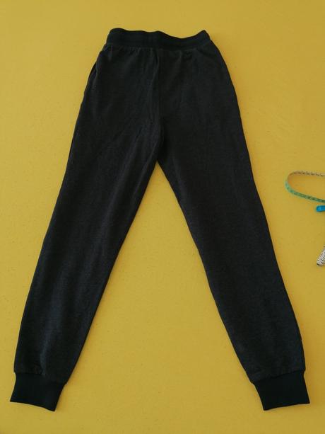 Tepláky 146/152, 152