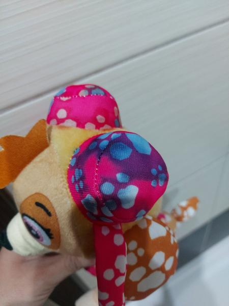 6-mesačný ožužlal hračku. Môže sa mu niečo stať?