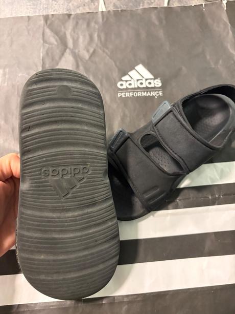 Adidas sandalky č.30, adidas,30