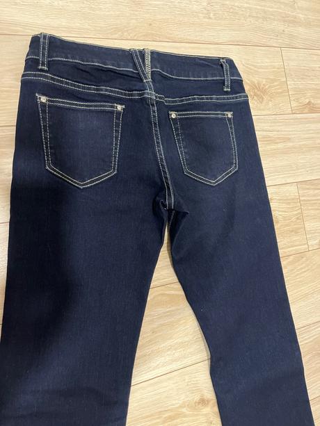 Rifle nikdy neoblecene, 28