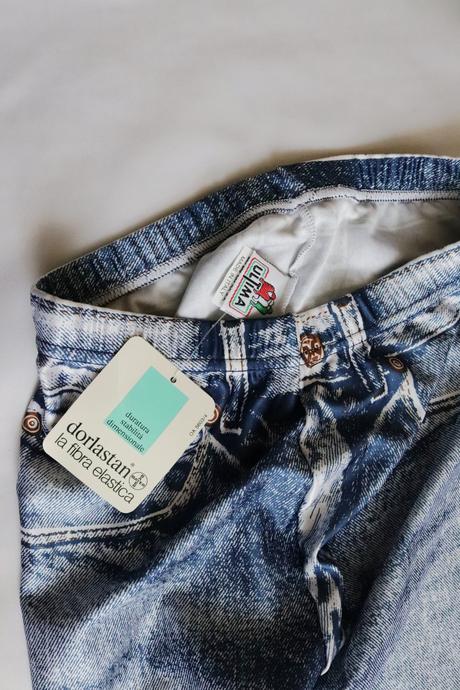 Elastické kraťasy - nové, s / xs