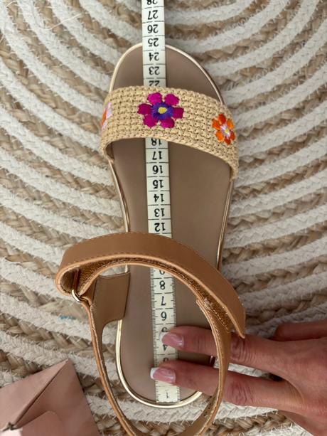 Sandalky kvietkove, deichmann,37