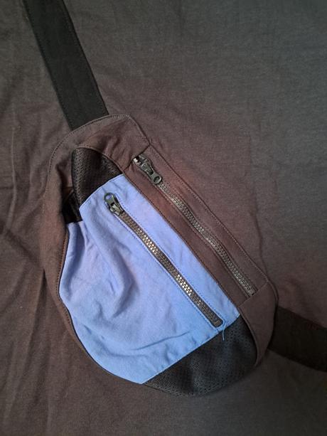 Trička s vreckom, 164