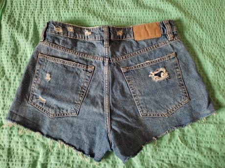 Modre riflove sortky h&m vyssie, h&m,40