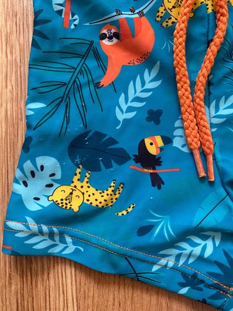 Kratasove plavky, 80