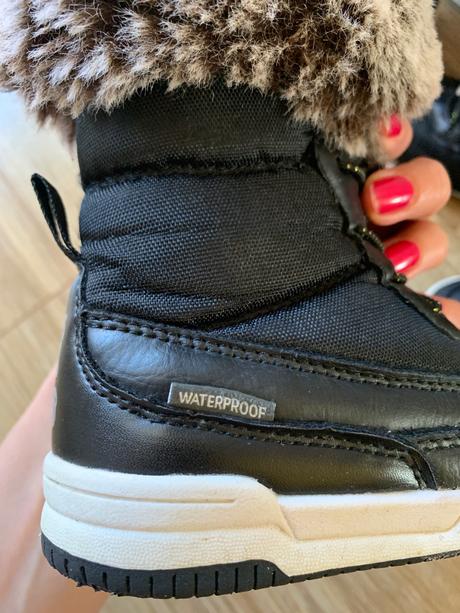 Dvojičky čižmy h&m 24, 24