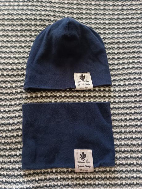 Dráče čiapka a nákrčník, 92