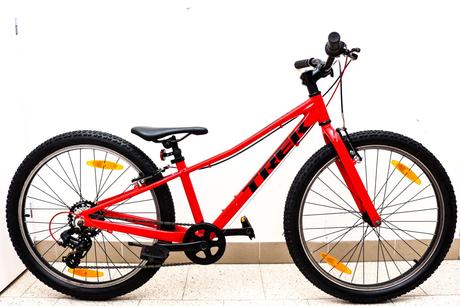 Predám juniorský bicykel trek 24 hliník, 24