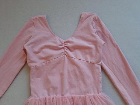 Baletka-bavlnený dres s tylovou sukničkou veľ. 140,