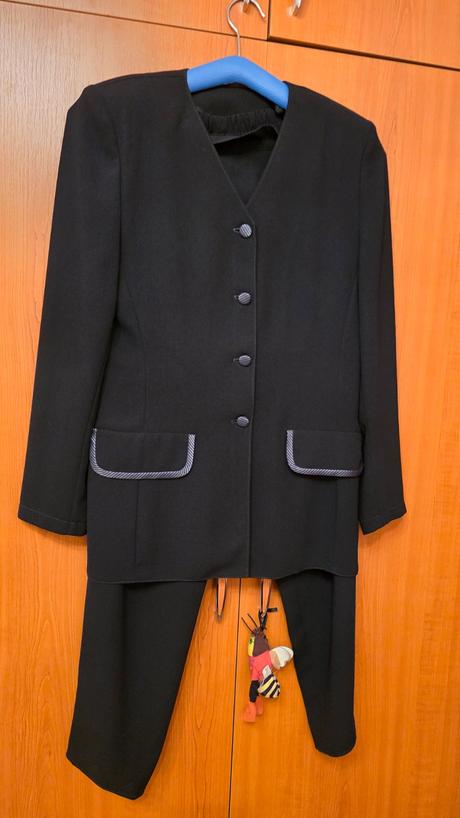 Dsmsky kostym nohavicový38ka, c&a,38