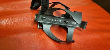 Karbónový držiak na fľašu van rysel, 