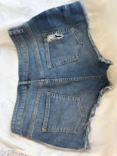 Hm sexi trhane kratase dzinsove kratke nohavice, h&m,38