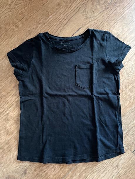 Cierne tricka 4ks spolu, reserved,140