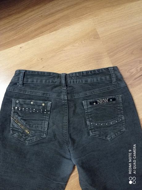 Nohavice po kolená, s