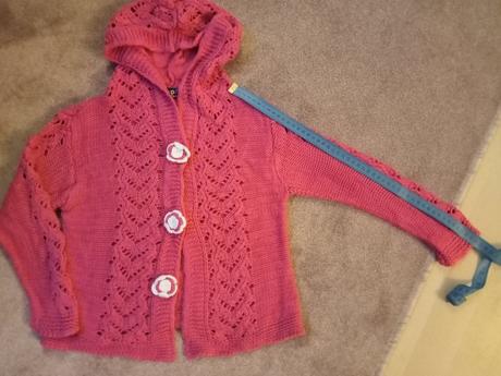 Svetrík z hrubšej priadze, 104