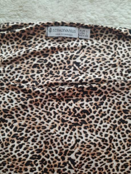 Tigrované šaty veľkosť l, stradivarius,l