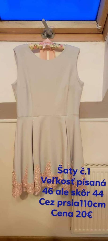 Šaty, 44