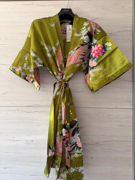 Satenovy zupan / kimono, l / m / s / xs