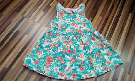 Kvetované šatičky na 2r., f&f,86