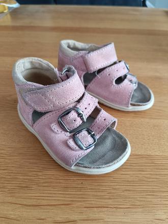 Papučky protetika, protetika,21