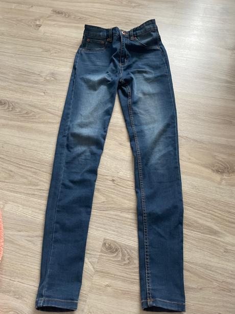 Skinny modré rifle, 158