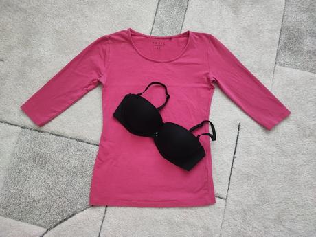 Podprsenka a natelnik, s