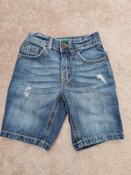 Kratasy, benetton,104