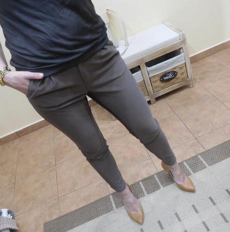 Nohavice a tričko, s