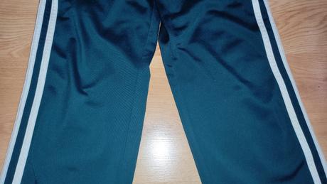 Športové teplaky, adidas,122