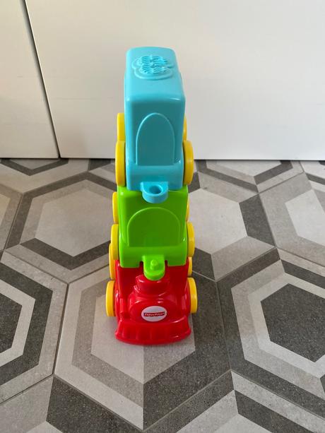 Fisher price prvy vlacik, 