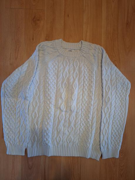 Pulóvre reservrd, reserved,152