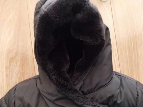 Krásna teplá bunda, 40