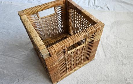 Ratanovy košík z ikea, 25x23x23 cm,